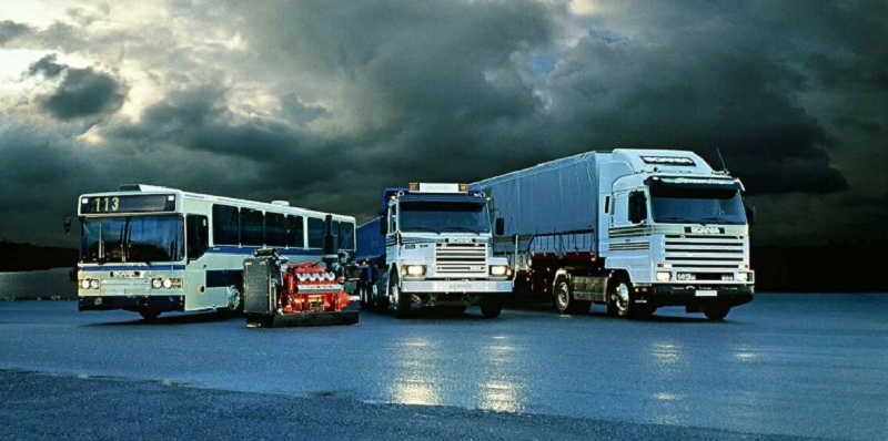 грузовики и автобусы Scania